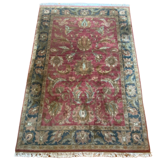 Hand Knotted Persian Wool Accent Rug 6' x 9'