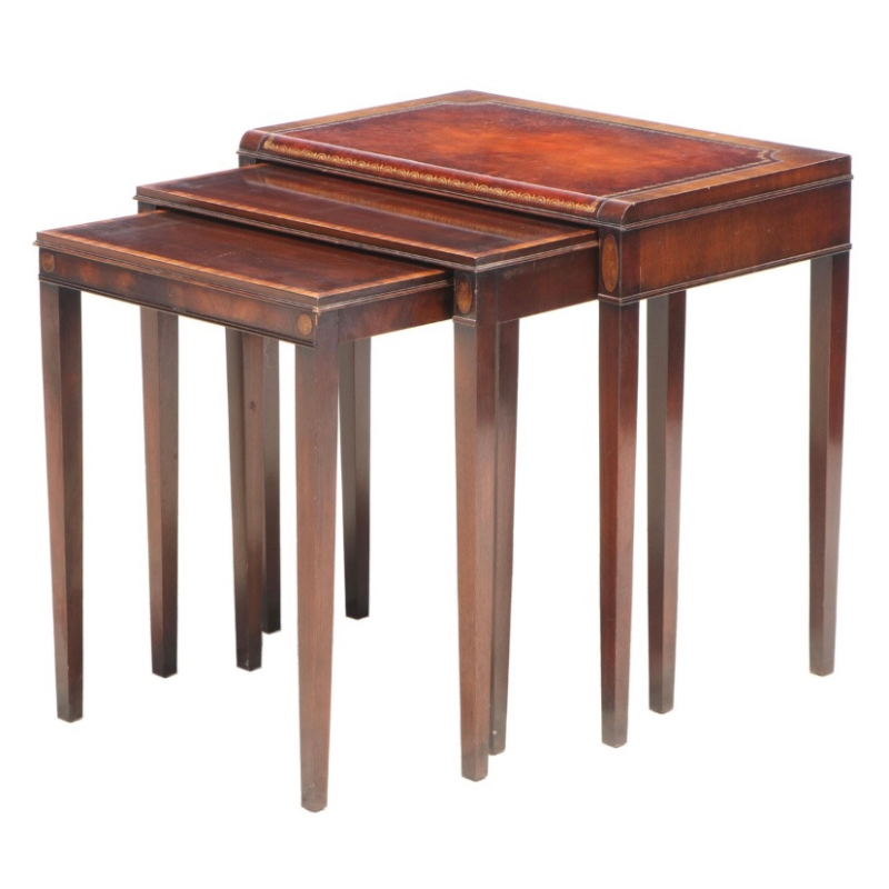 Weiman Federal Style Mahogany and Marquetry Set of 3 Leather Top Nesting Accent Tables